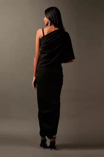 Embroidery On One Shoulder Black Draped Dress