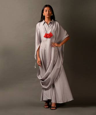 Light Grey Long Collar Dress With Pointed Sleeves 1