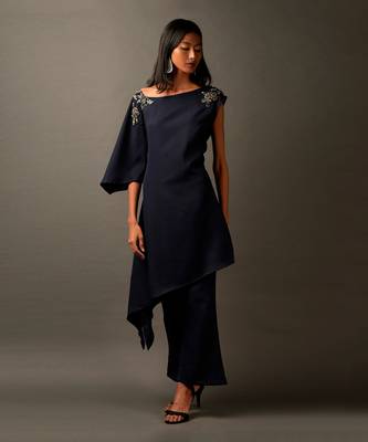 Navy Blue Coord Set With A High Low Tunic And Slight Flared Pants 1