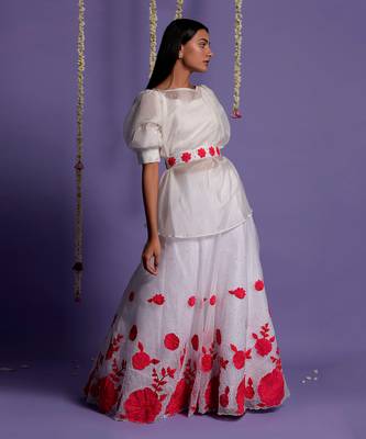 Embroidered Red And White Gown With Waist Belt 5