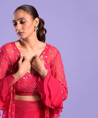 Fuchisa Pink Cape St Set Sequence Zari Work 3