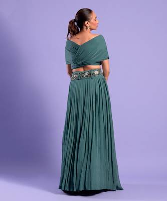 Green Crop Top And Skrit With Cutdana And Bead Work 4