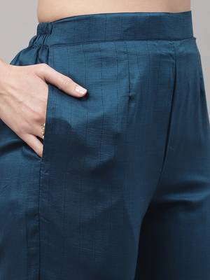 Blue embroidered silk blend Kurta Pant With Dupatta 3
