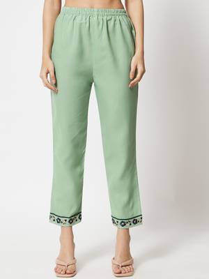 Green embroidered cotton Kurta Pant With Dupatta 4