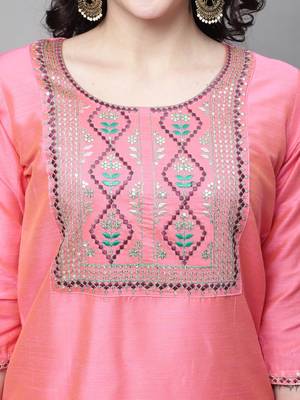Pink embroidered cotton silk Kurta Pant With Dupatta 2