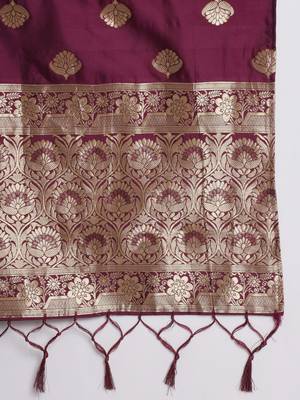 Purple jacquard cotton silk Kurta Pant With Dupatta 4