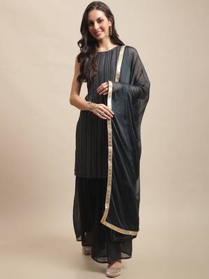 Grey embroidered georgette Kurta Pant With Dupatta 1