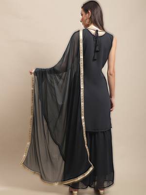 Grey embroidered georgette Kurta Pant With Dupatta 2