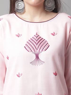 Light-pink jacquard cotton silk Kurta Pant With Dupatta 3