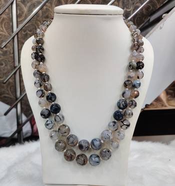 White onyx necklaces 1