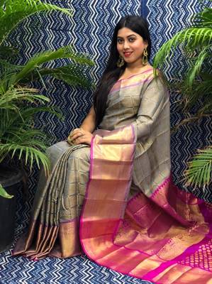 Grey Zari Woven Kanjeevaram silk Saree With Blouse 1