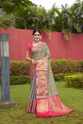 Grey Zari Woven Kanjeevaram silk Saree With Blouse 2
