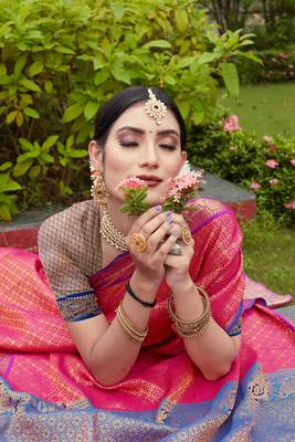 Pink Zari Woven Faux Kanjeevaram Silk Blend Saree With Blouse 4