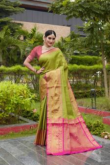 Green Zari Woven Kanjeevaram silk Saree With Blouse
