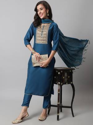 Blue embroidered pure silk Kurta Pant With Dupatta 1