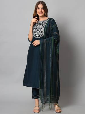 Cobalt-blue embroidered silk blend Kurta Pant With Dupatta 1