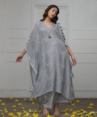 Dotted Tribal Kaftan Kurta With V Neck Embroidered Nshoulder Funka Detail. 2
