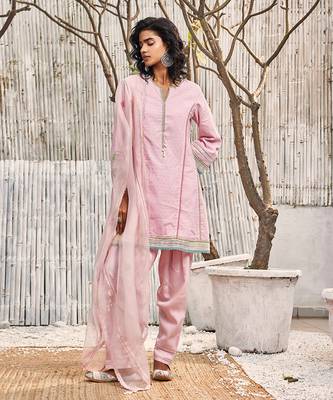 Blush Pink Dobby Cotton Fusion Style Kurta Set 1