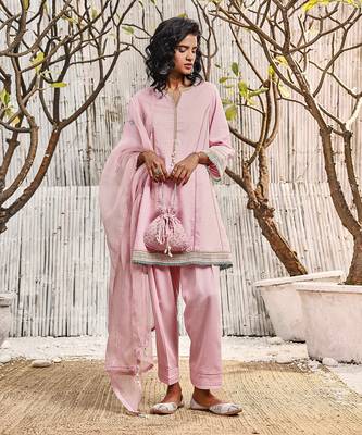 Blush Pink Dobby Cotton Fusion Style Kurta Set 2