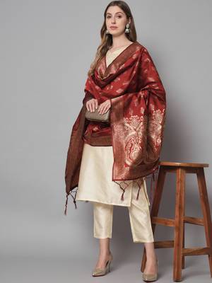 Cream jacquard cotton silk Kurta Pant With Dupatta 1