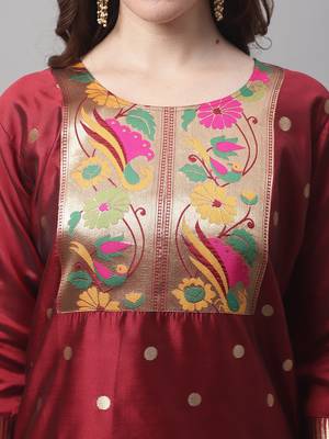 Maroon jacquard cotton silk Kurta Pant With Dupatta 2