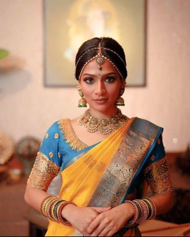 YELLOW BEAUTIFUL  BRIDAL SILK SAREE