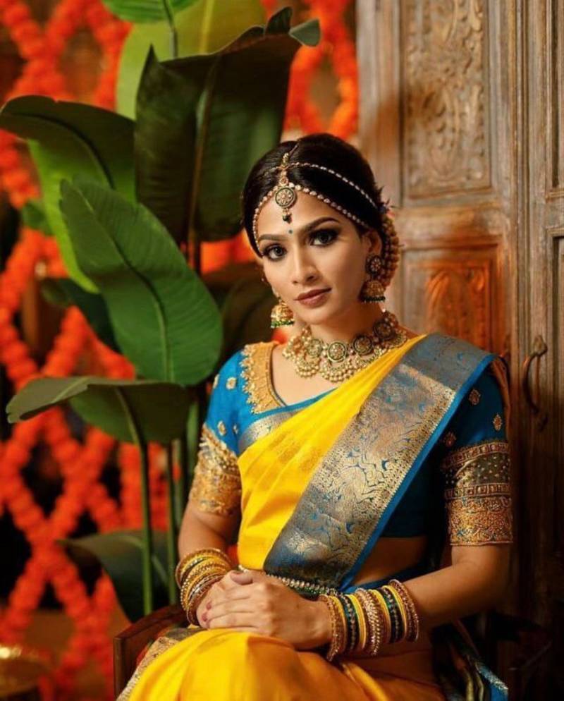 YELLOW BEAUTIFUL  BRIDAL SILK SAREE
