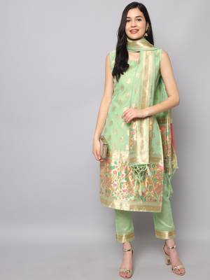 Parrot-green jacquard cotton silk Kurta Pant With Dupatta 1
