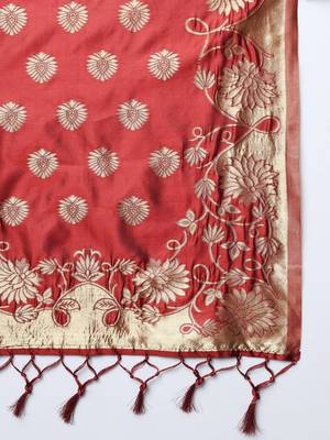 Maroon jacquard cotton silk Kurta Pant With Dupatta 3