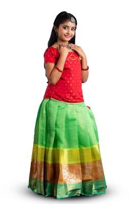 Shivangi Girls Green Floral Spring Pattu Pavadai 1