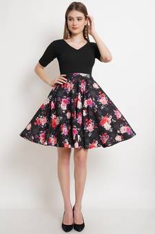 Popwings Women Casual Black Floral Prints Knee Length Flare Peplum Dress