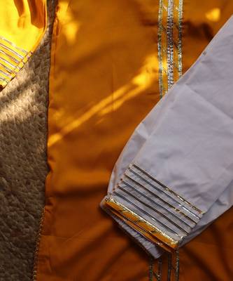 Manjal Unisex Suit For Little Kids 3