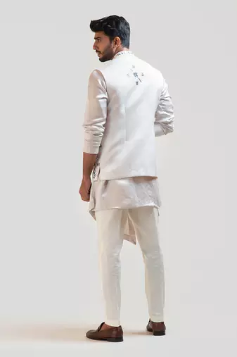 Phulkari Nehru