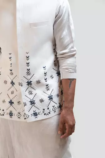 Phulkari Nehru