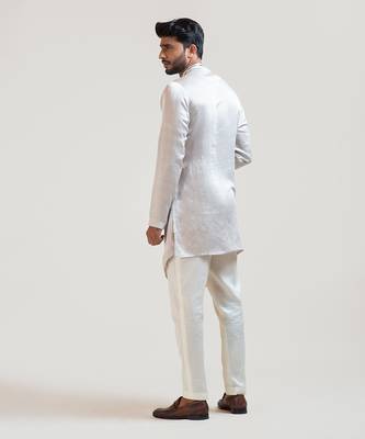 CreamOverlapping Embroidered Kurta Set 4