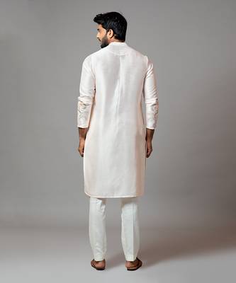Plain Kurta With Minimal Floral Embroidery On Sleeves 5