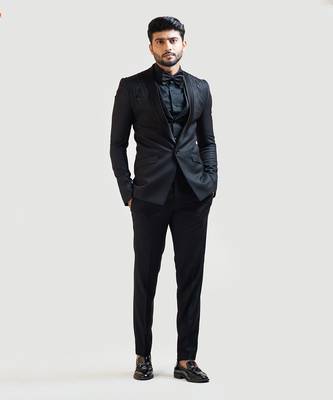 Black Minimal Embroidered Blazer Set 1