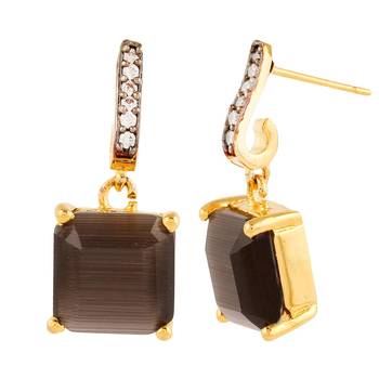 Gold earrings 2