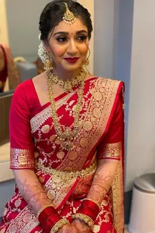 RED BEAUTIFUL BRIDAL SAREE 