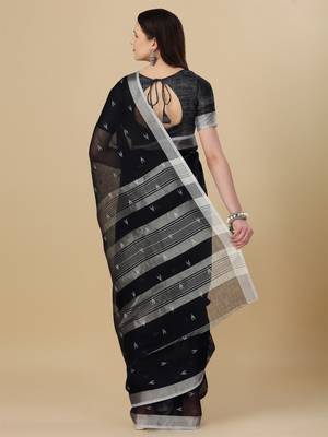Black woven pure linen saree with blouse 4