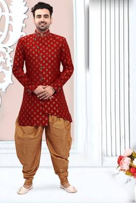 pattern stitched indo with threading work in neck & Sleeves 1