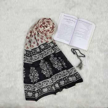 Maroon woven cotton islamic-accessories 1