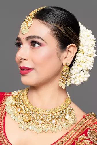 Handcrafted Kundan Enameled Necklace With Earrings & Maang Tika