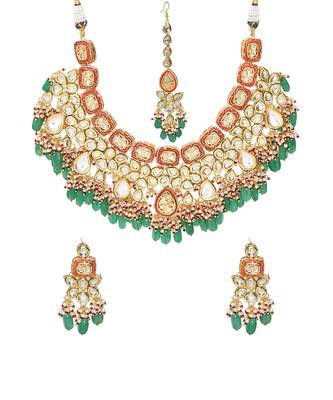 Green Red Gold Toned Handcrafted Kundan Necklace With Matching Earrings & Maangtikka 3