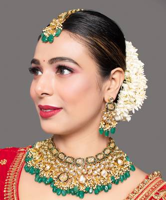 Green Gold Tone Kundan Enameled Necklace And Earrings With Maangtikka 1