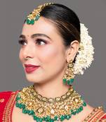 Green Gold Tone Kundan Enameled Necklace And Earrings With Maangtikka
