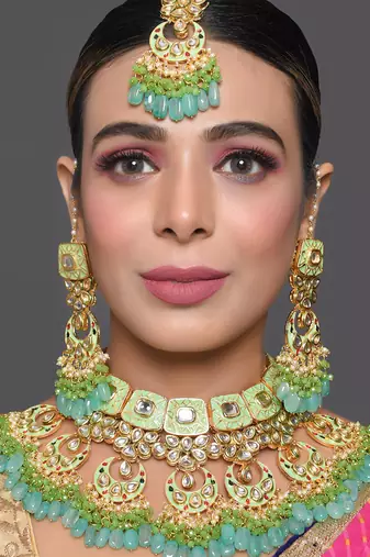 Green Enameled Kundan Maharani Necklace And Earrings With Maangtikka