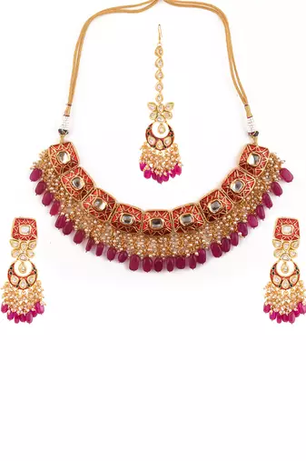 Kundan Inspired Mahroon Enameled Necklace And Earrings With Maangtikka