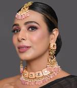 Handcrafted Kundan Peach Enameled Necklace With Earrings & Maang Tikka