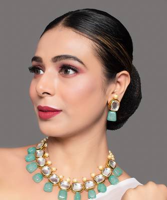 Handcrafted Kundan Necklace Set 2